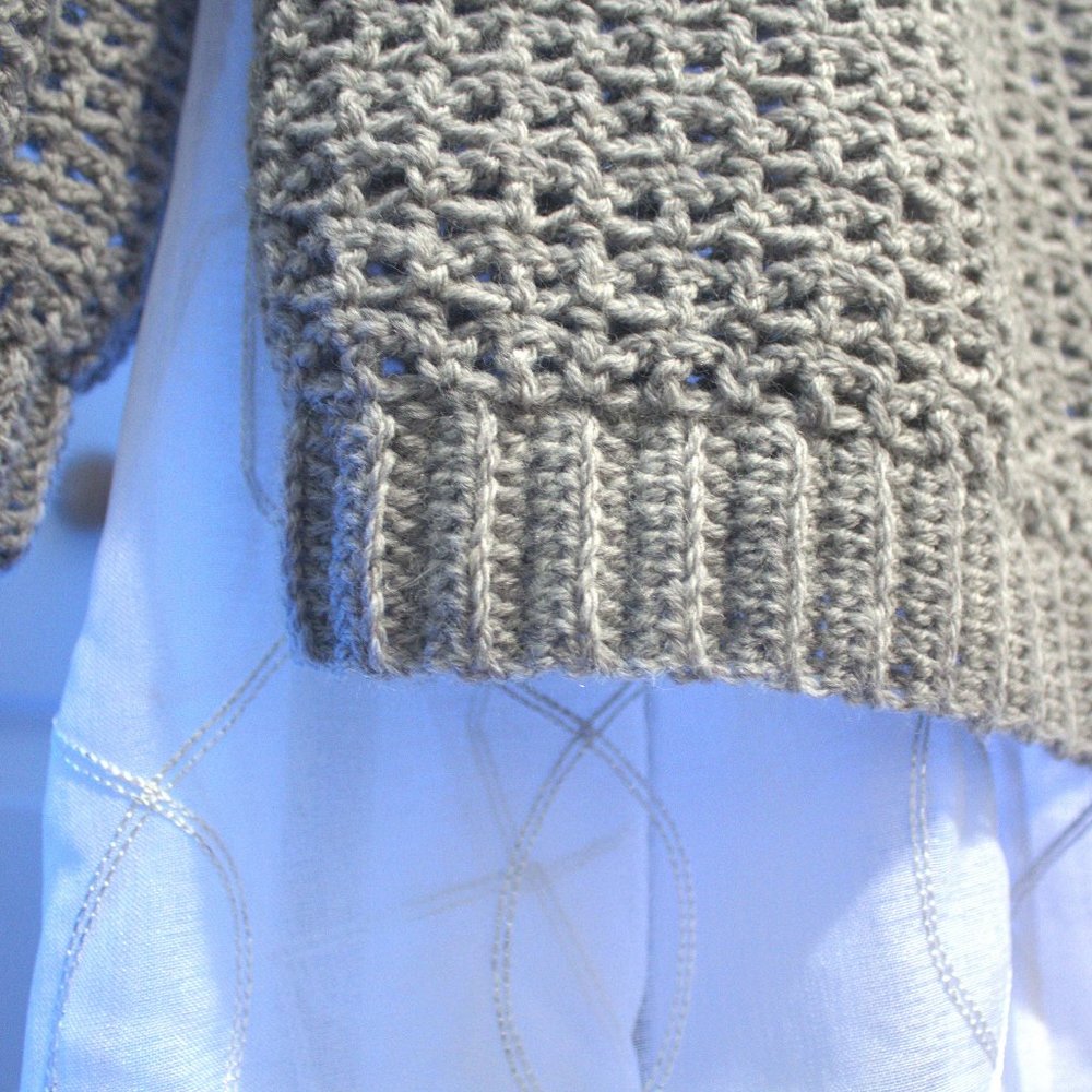 🧶Bizzybe Em's Lightweight Mesh Sweater - Picture 7 of 15